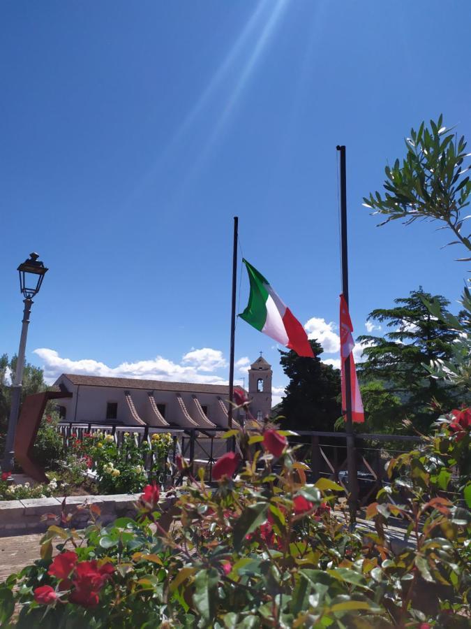 Valle Fiorita Castro dei Volsci Exterior foto